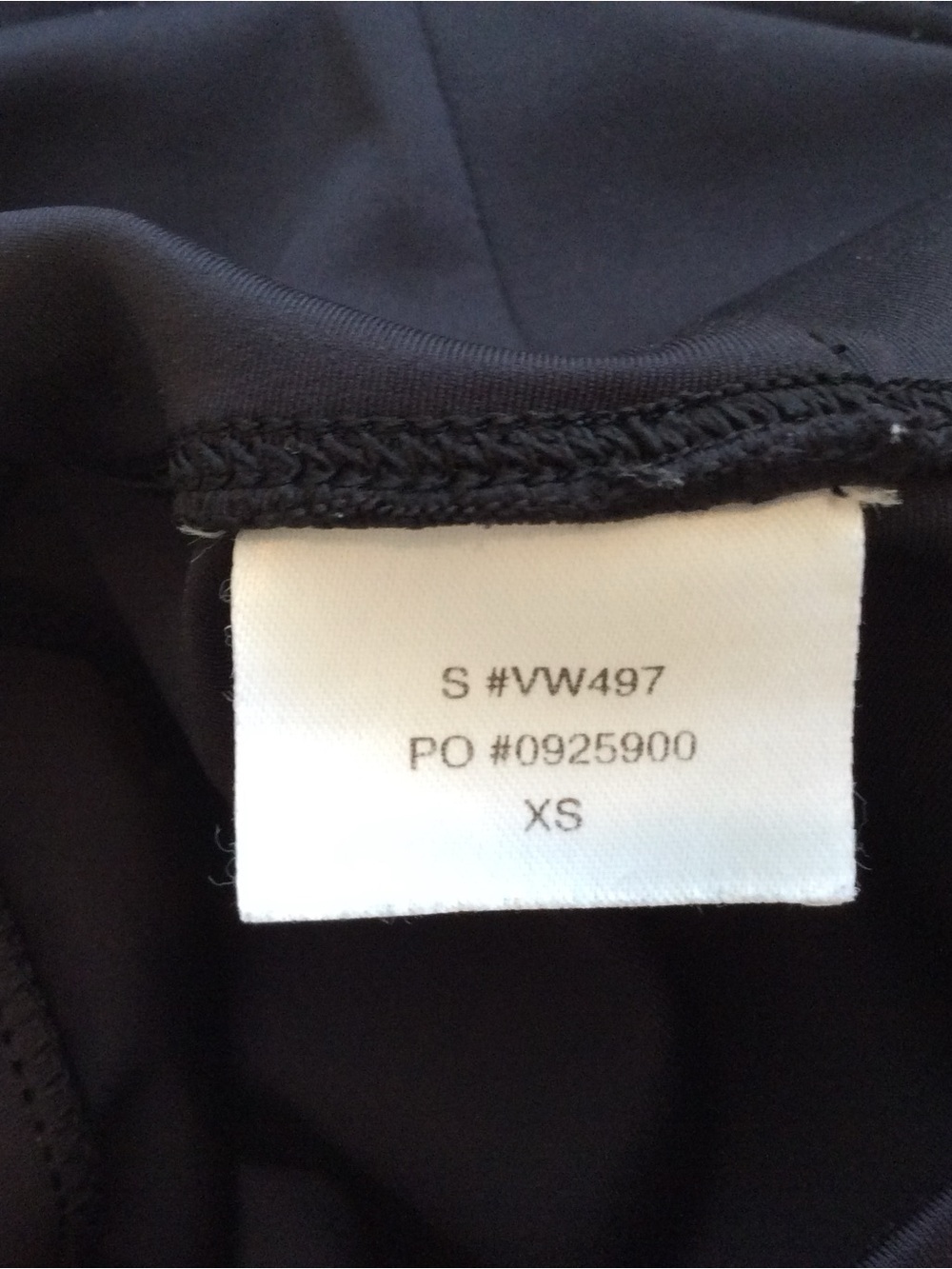 Vuori Evolve Leggings and Matching Sports Bra - Black - Size XS - Picture 9 of 10